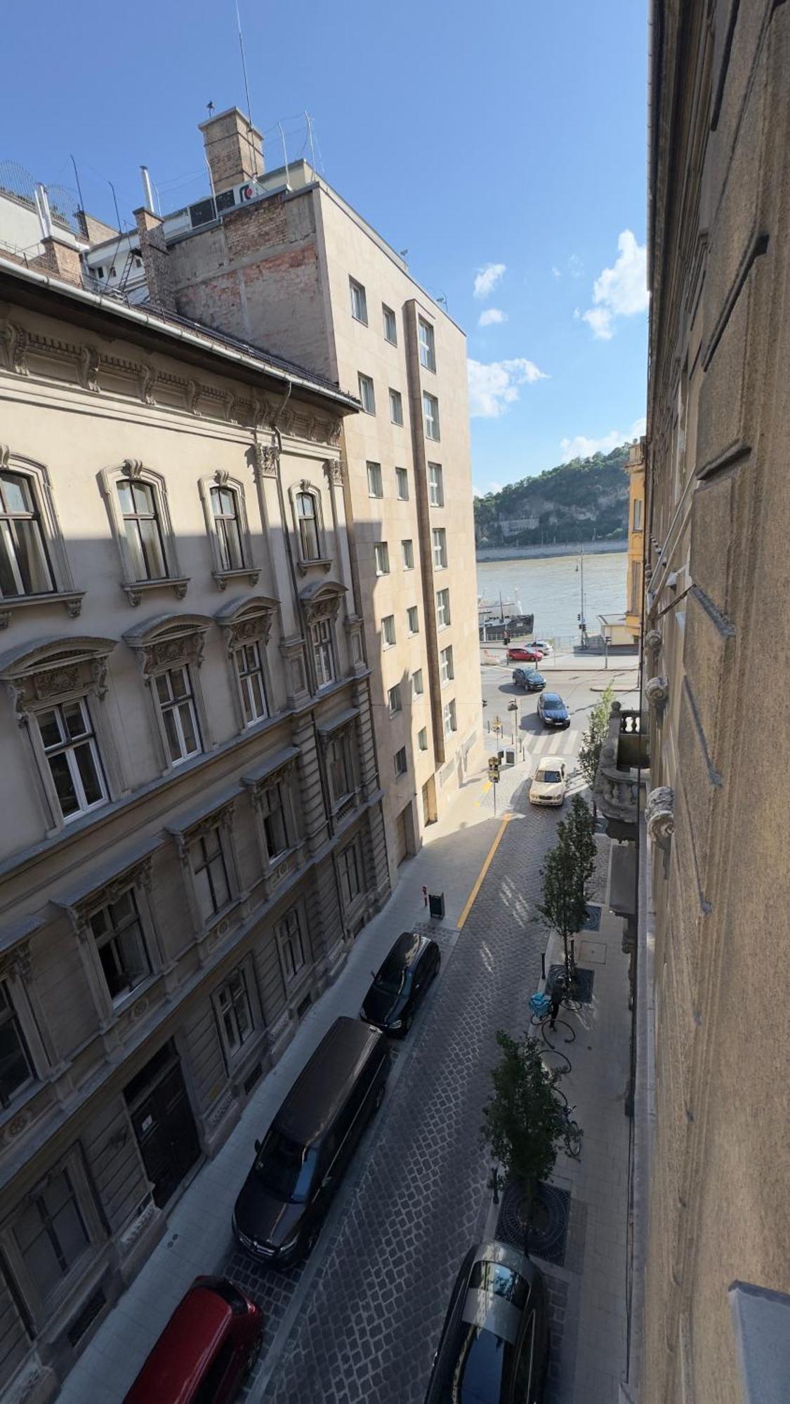 Danube Riverside Apartamento